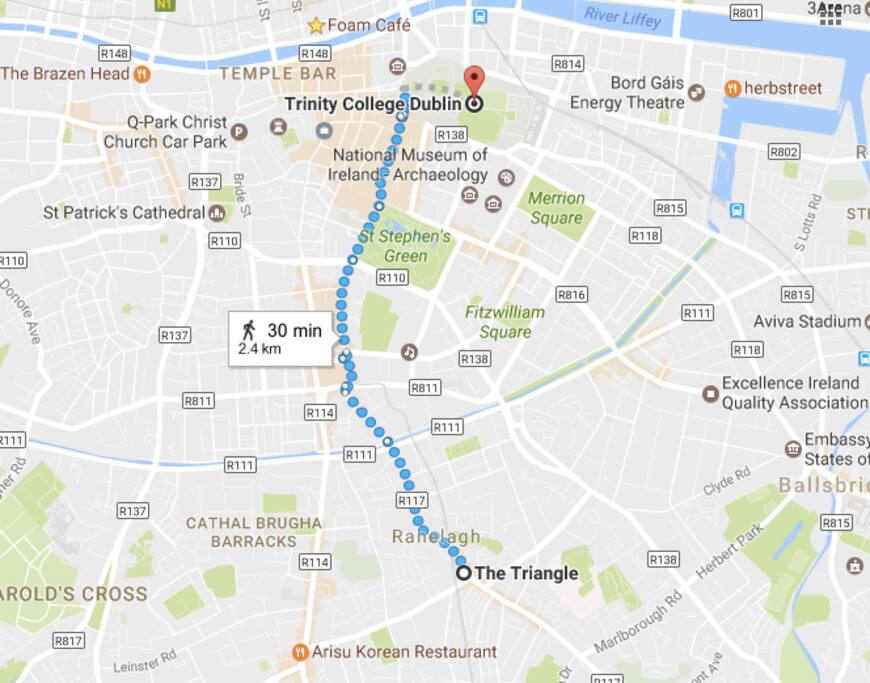 The apartment is a 30 minute walk to the city centre.