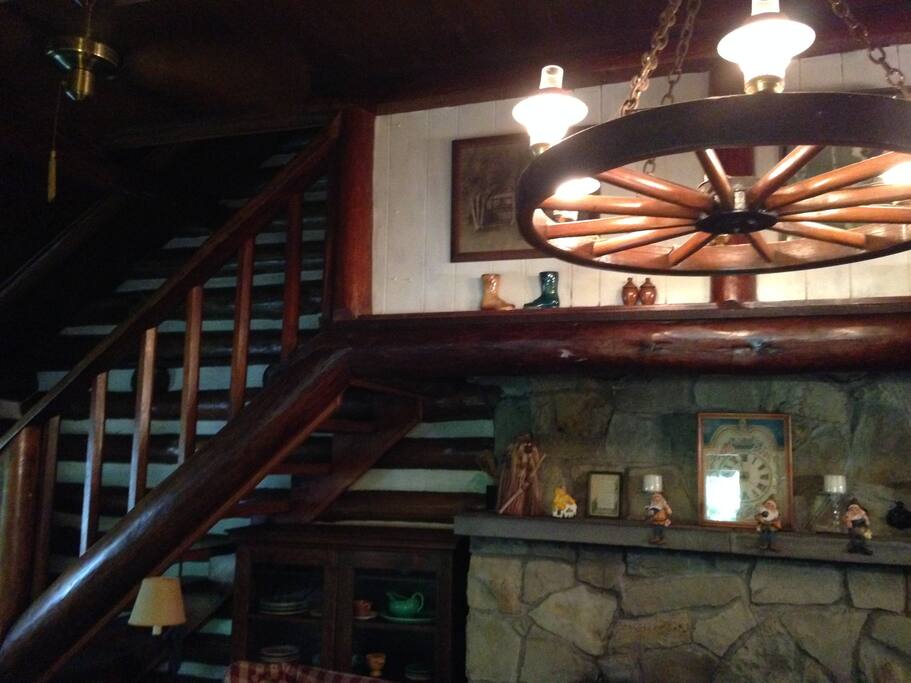 Waterfront Authentic Log Home Cabins for Rent in Tidioute