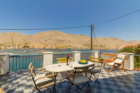 The Vegghera House - Seafront Apartment