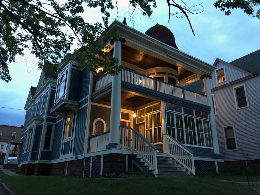 Top 100 Airbnb Rentals 2017 in Duluth, Minnesota