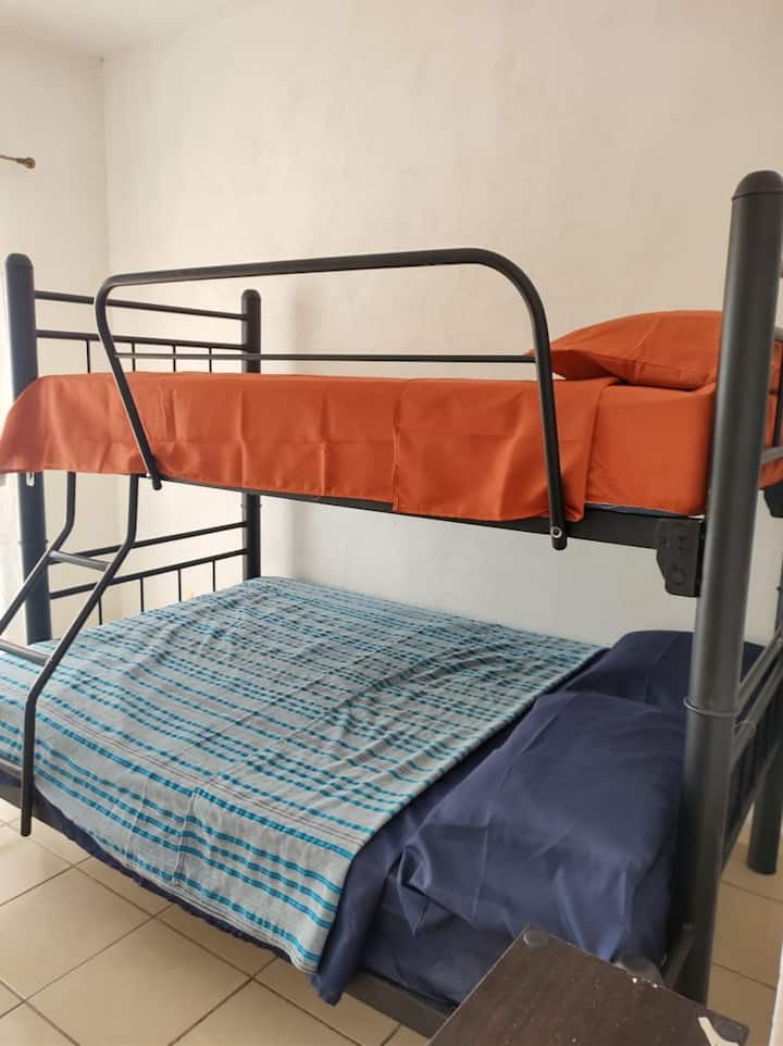 غرفة النوم 2