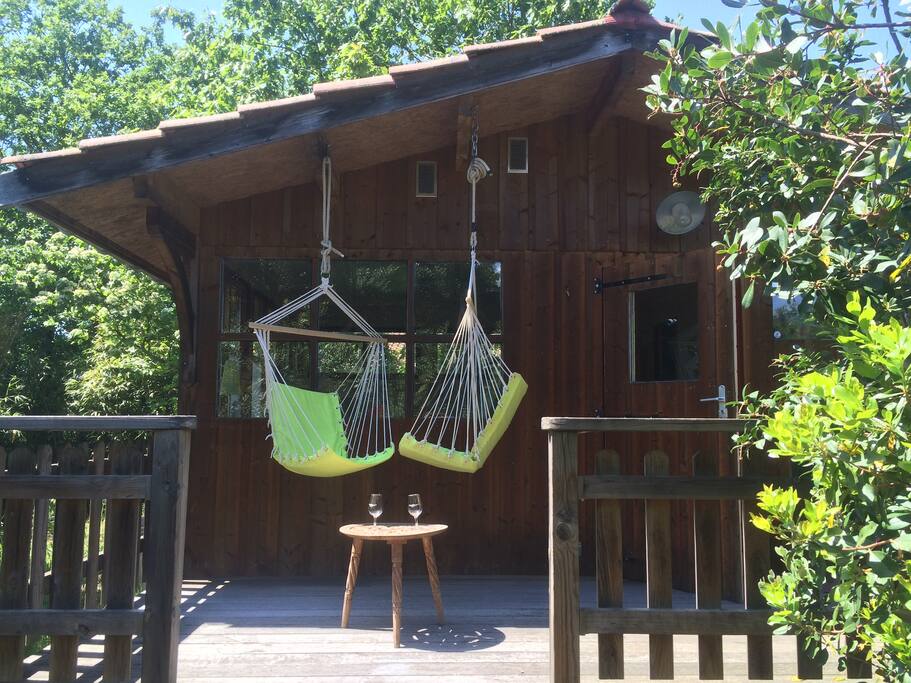 Deux chaises hamac pour se reposer post-plage