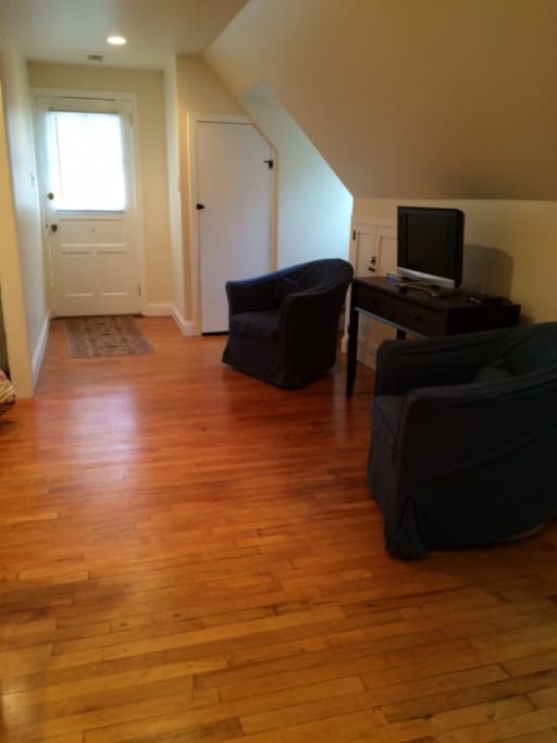 Cozy movable chairs