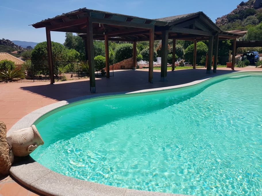 Swimming pool minutes from the apartment - piscina 5 minuti con la machina