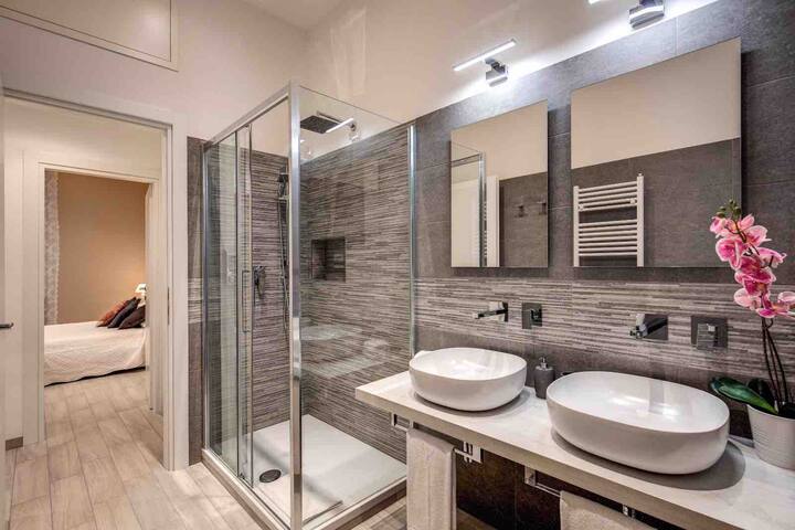 Vatican Royal Apartment near Vatican Museum gallery image 4