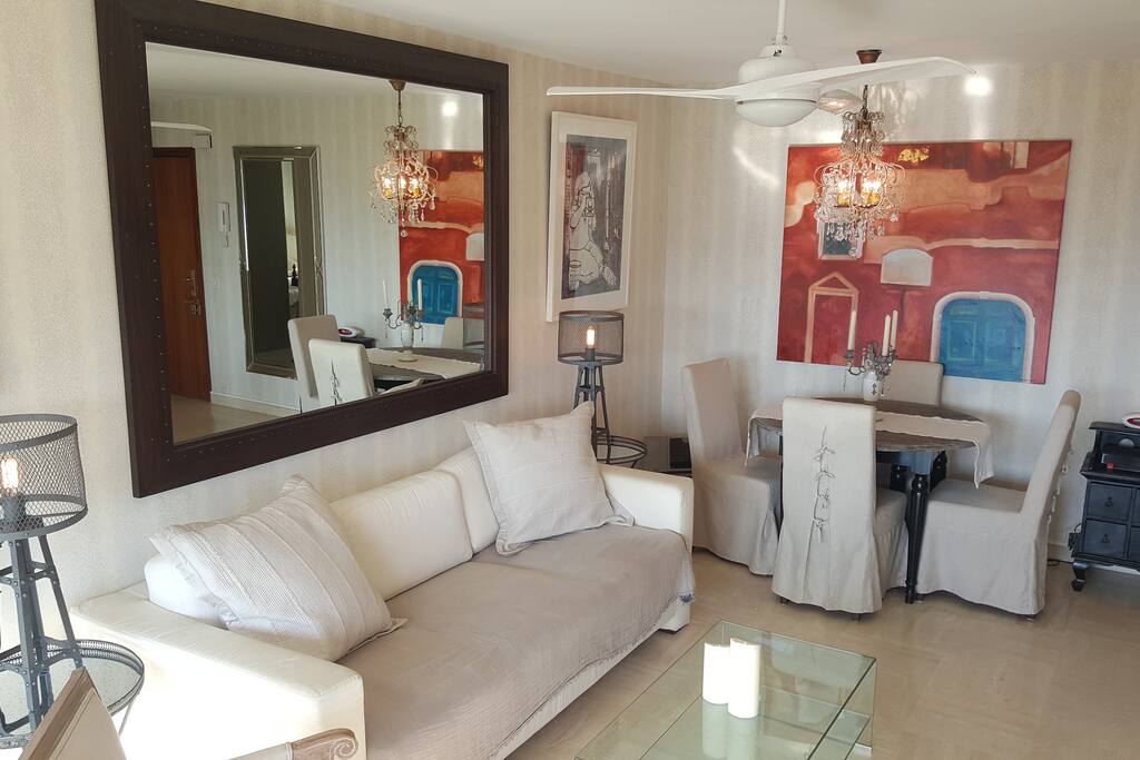 A look at the lovely living area