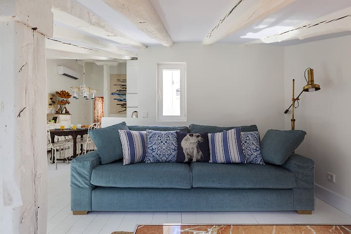 4A · Ático de diseño 2 habs en pleno centro. 4A. gallery image 2