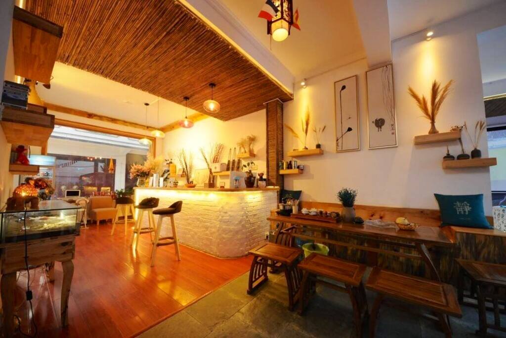 一层公共区,前台,饮茶