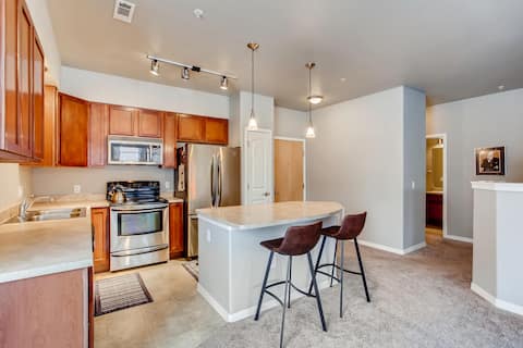 Entire 2 Bedroom 2 Bath Lone Tree Condo