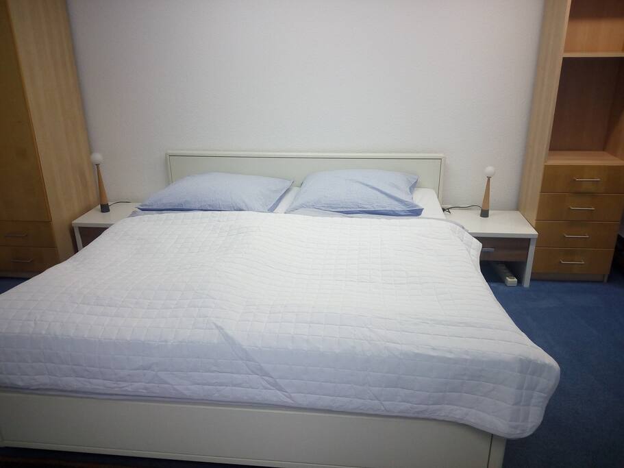 Das Doppelbett / Double Bed
