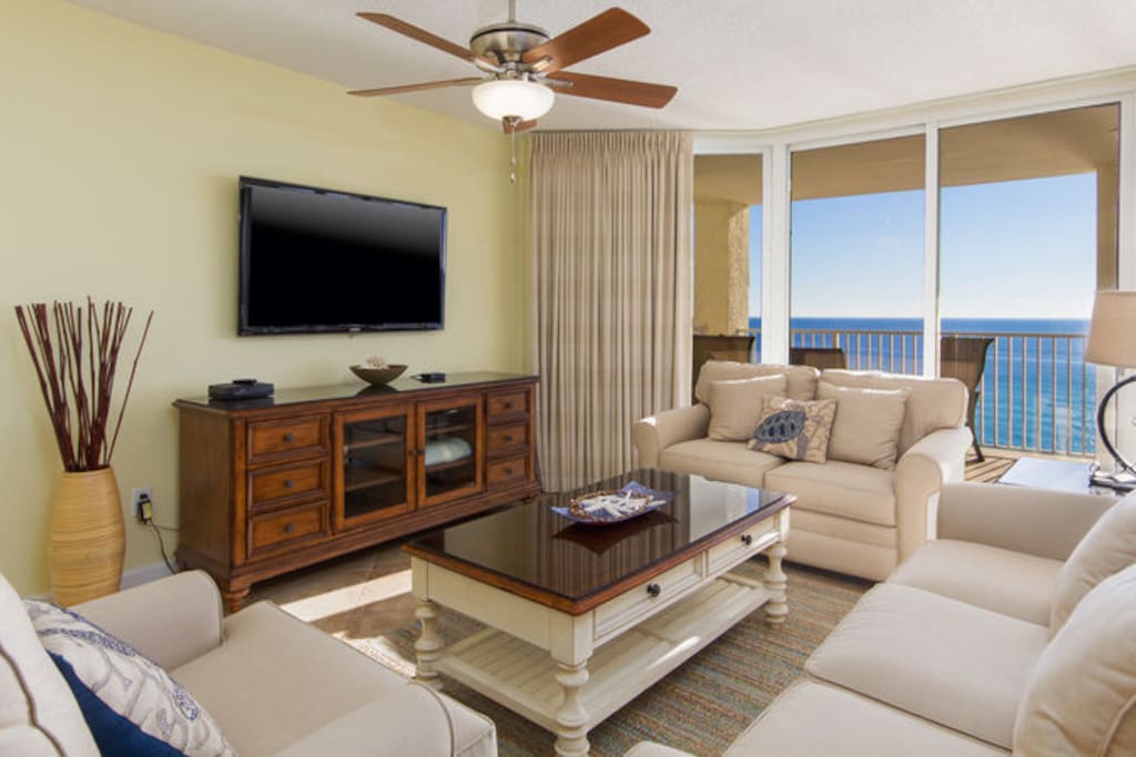 It's beach views galore from this breathtaking vacation condo - Introducing Long Beach Resort 1206!