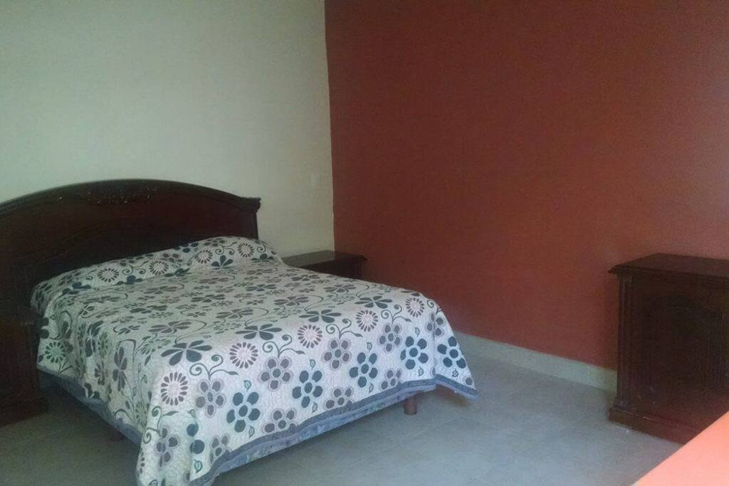 Cama matrimonial