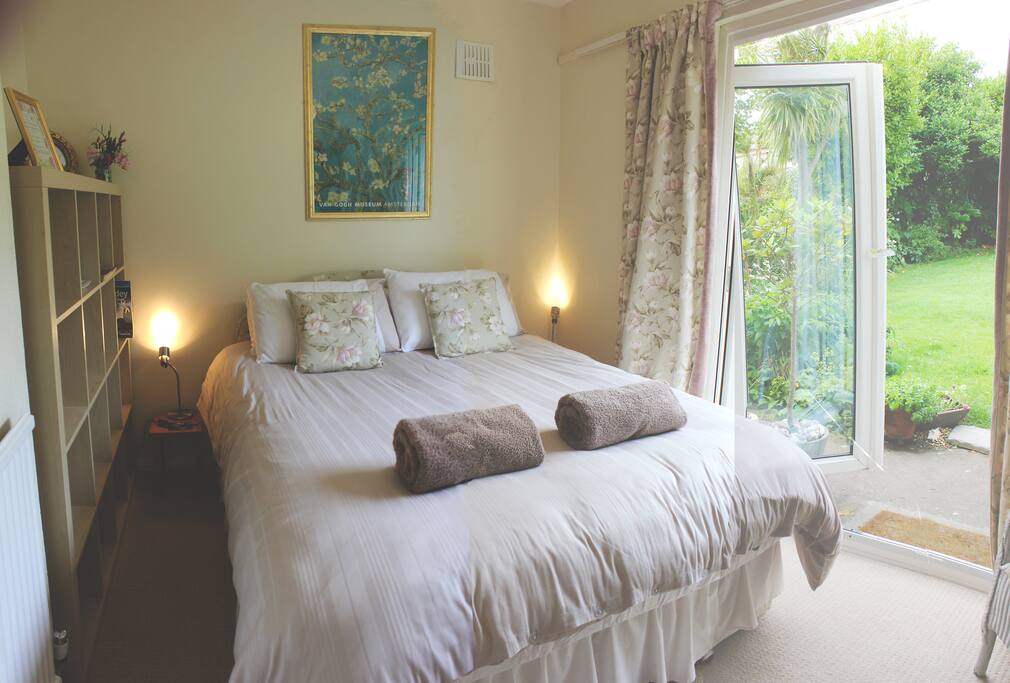 There is no access to our rear garden but you can enjoy the view...
Guests are welcome to use our front garden