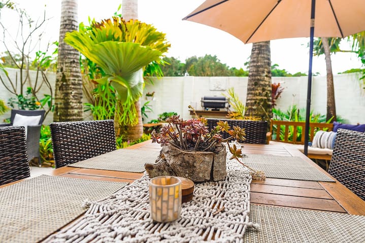 Tropical Oasis in Downtown Lennox Head