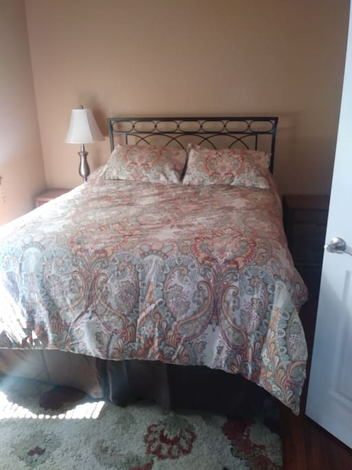 Private 1st Floor Bedroom