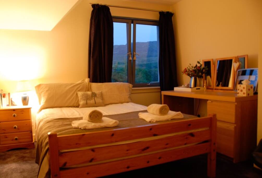 Double Bedroom with a Montain& Garden view