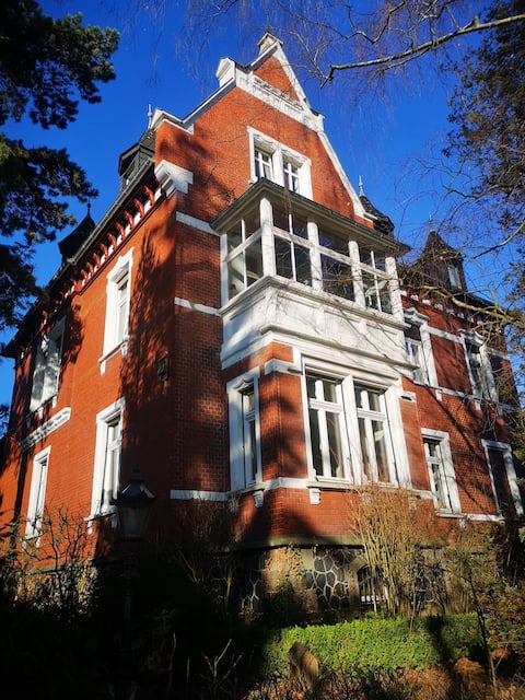 Stylish apartment vacation in a cultural monument