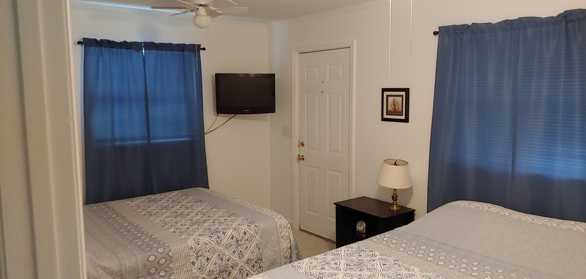 Chambre 2 Deux lits queen