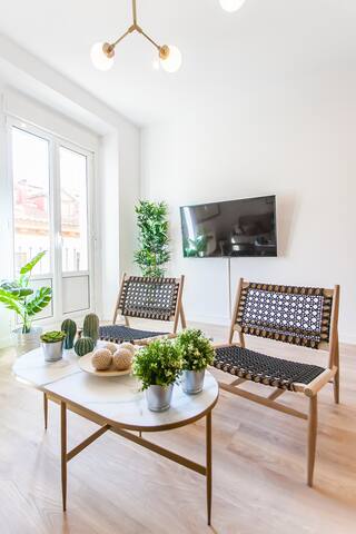 Opera, Sol & Plaza Mayor: Estilazo, Glamour, Nuevo gallery image 3