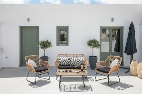 Elia Mini Suite A 3' walk from the beach