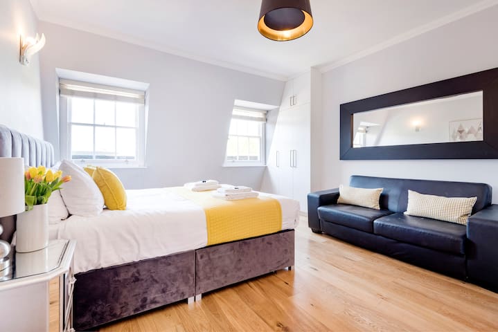 2BR 2Bath Modern Apartment Central City London