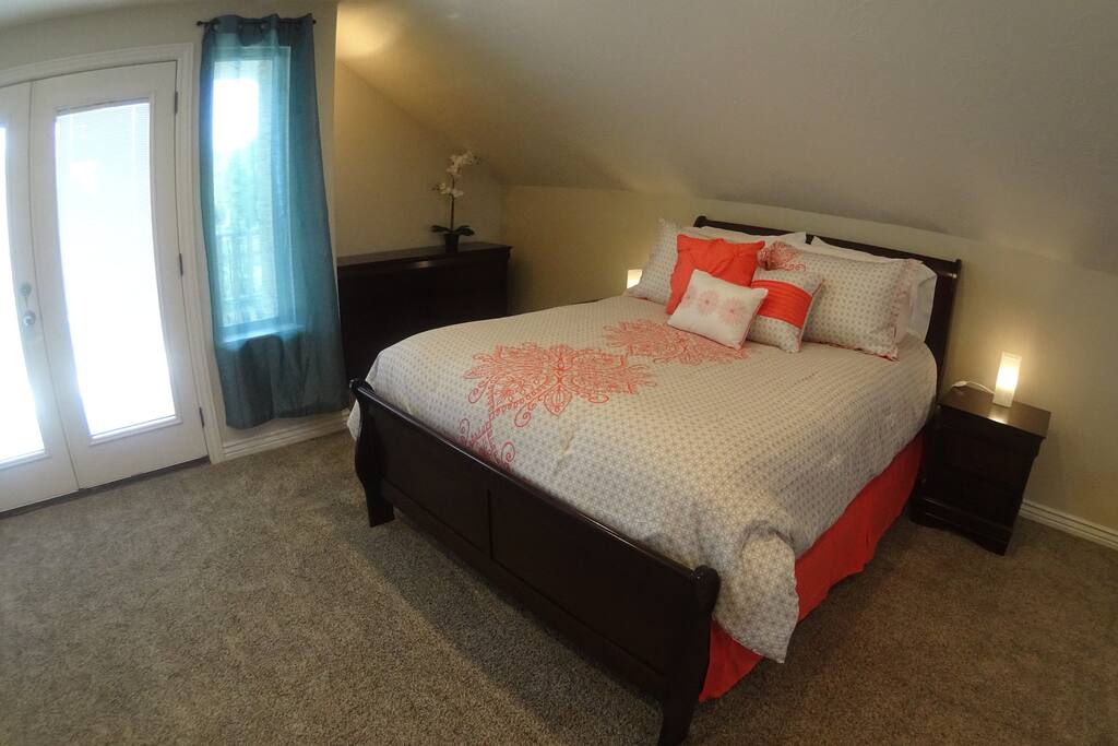 Queen bed with brand new mattress.