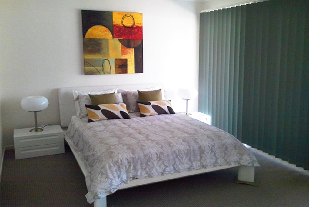 Sea Sanity boasts a master bedroom with ensuite, additional two bedrooms.