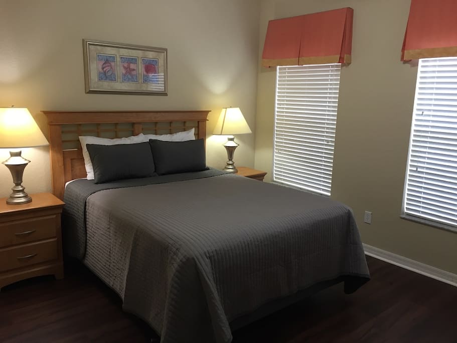 Queen Bed on Main Floor