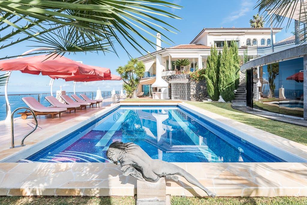 Heated private Pool without chlorine