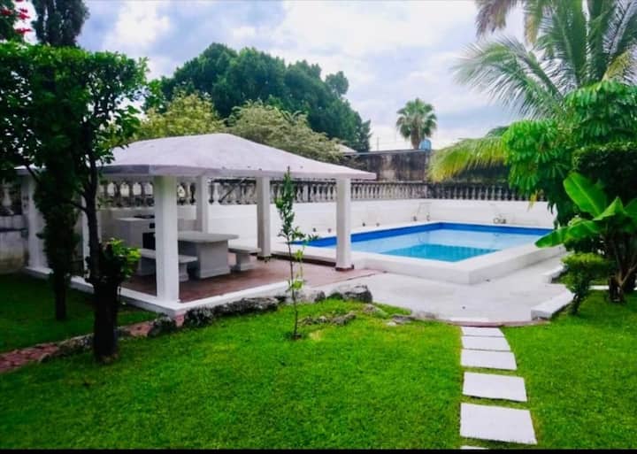 Quinta José Guadeloupe Houses for Rent in Xochitepec, Morelos, Mexico