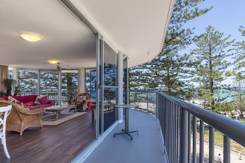Absolute beachfront - Breathtaking Views