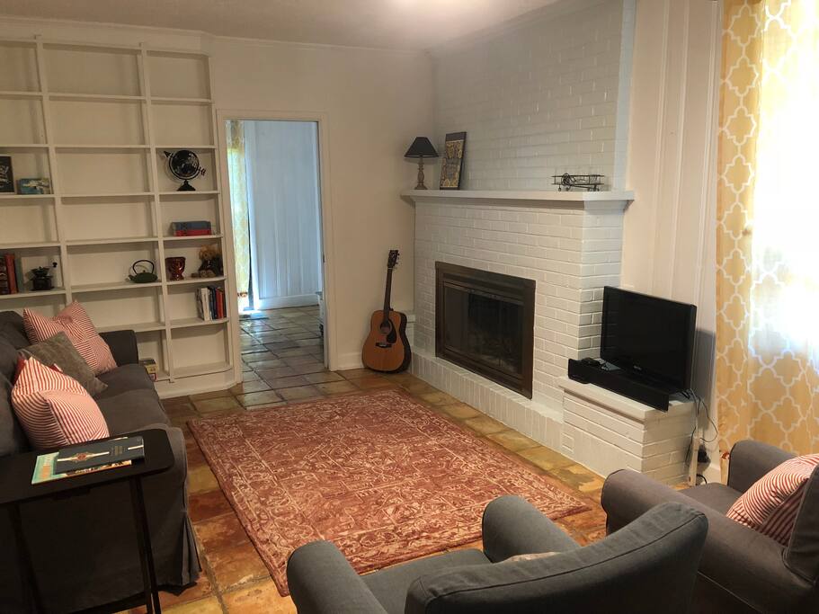 Plenty of space to relax in this sunny living room.