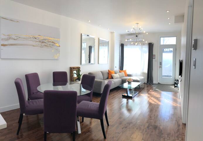 ❤️WOW❤️ -7 🛏-3BR-2🚽-1🚘FreeParking ❤️ gallery image 3