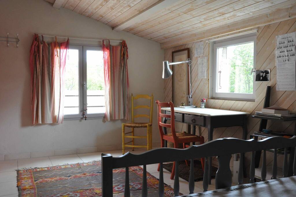 ... avec son bureau