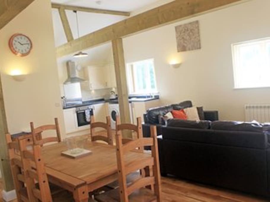 Open plan living/dining area
