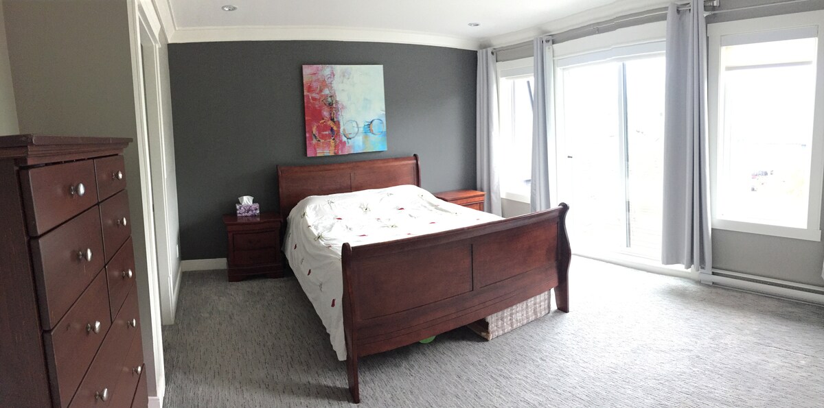 غرفة النوم الرئيسية