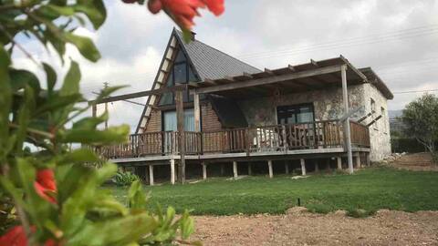 The smell of the sea and the sound of the waves holiday home