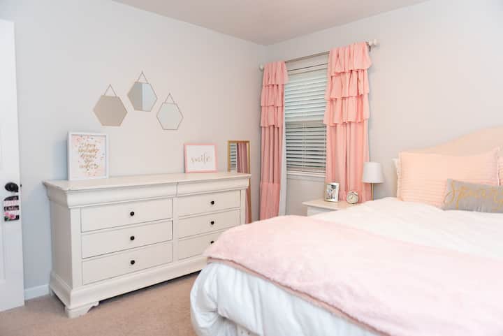 Bedroom 3: Queen bed, includes big screen TV.