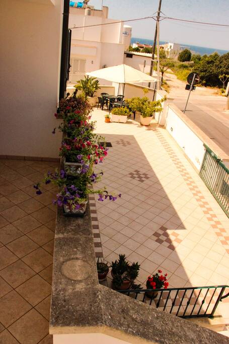 Vista del cortile da Casa Stella Marina