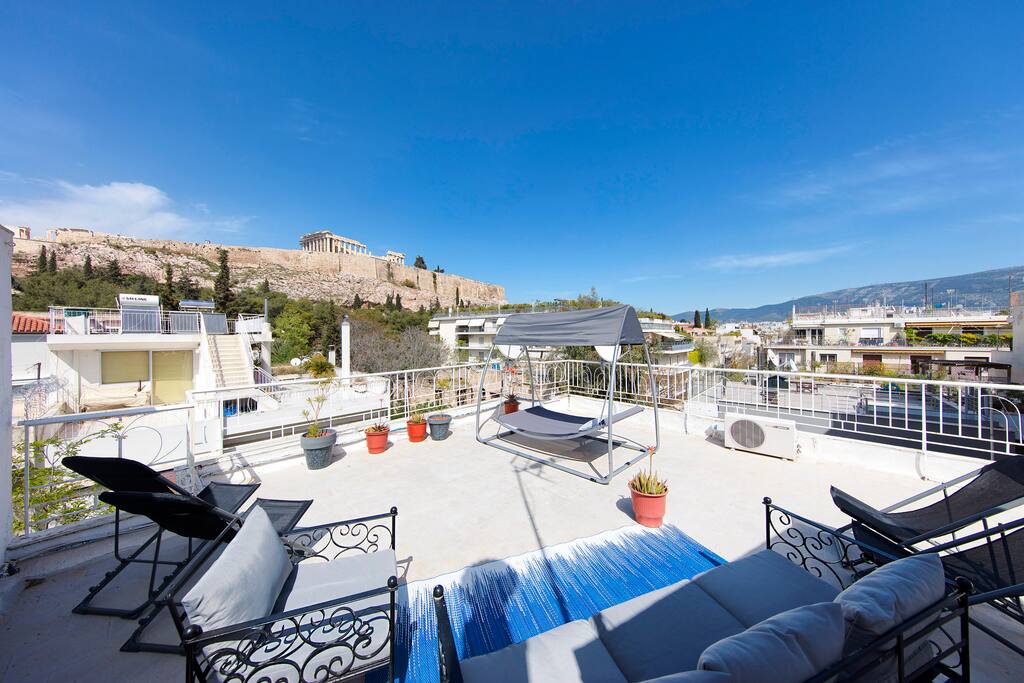 'Grab' The Acropolis from our swing!