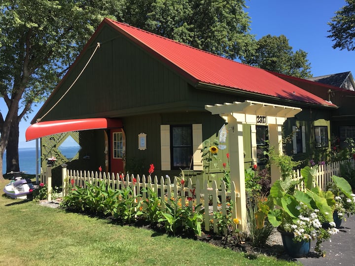 North Coast Cottage Lake Ontario Houses for Rent in Ransomville