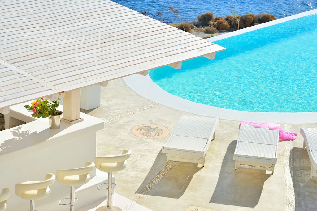 Pool Bar and restaurant