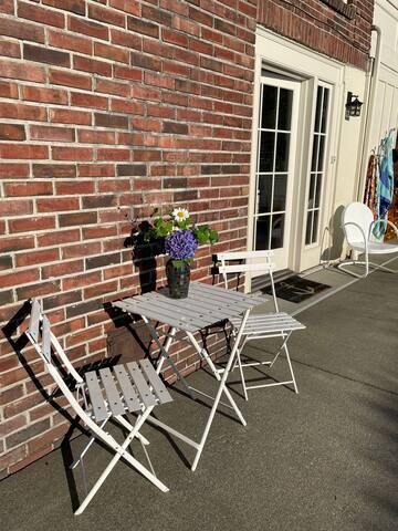 ★ Unique & Lovely on Queen Anne ★Close to Downtown gallery image 5