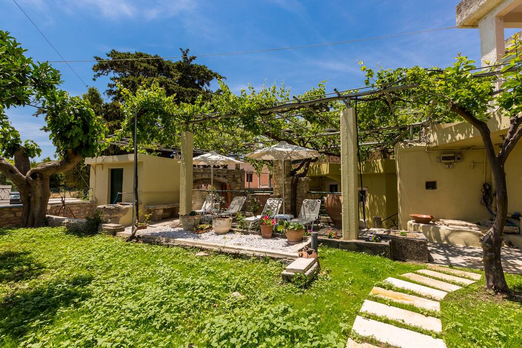 Our garden has a variety of furnished spots for relaxation