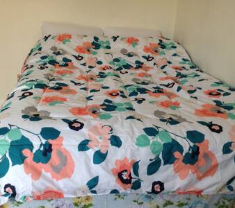 Seaside-Convenient-House