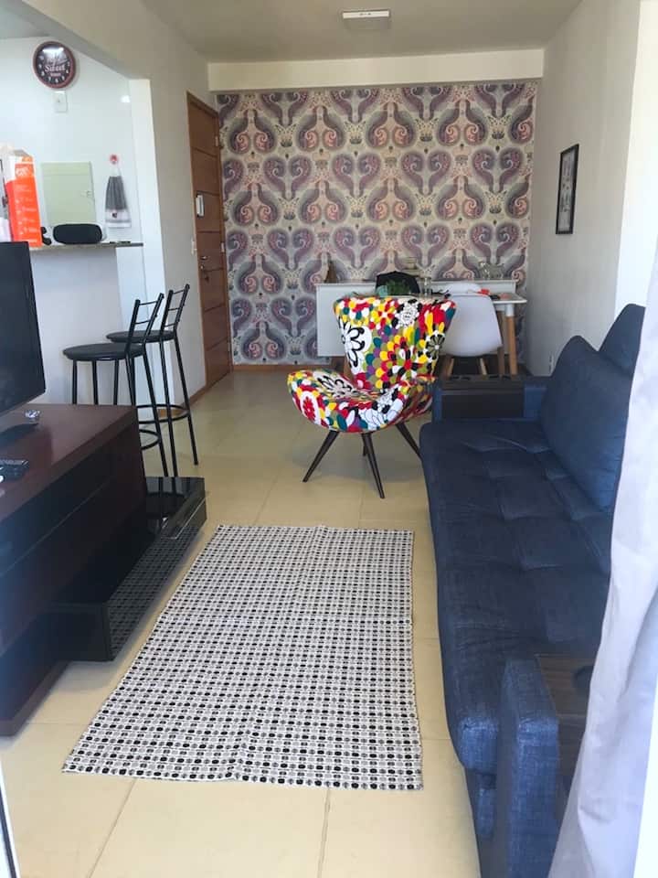 Изглед към вратата на балкона към трапезарията