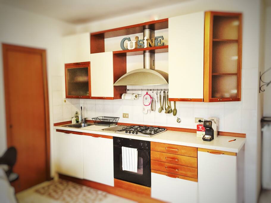 Cucina, il caffè è compreso....