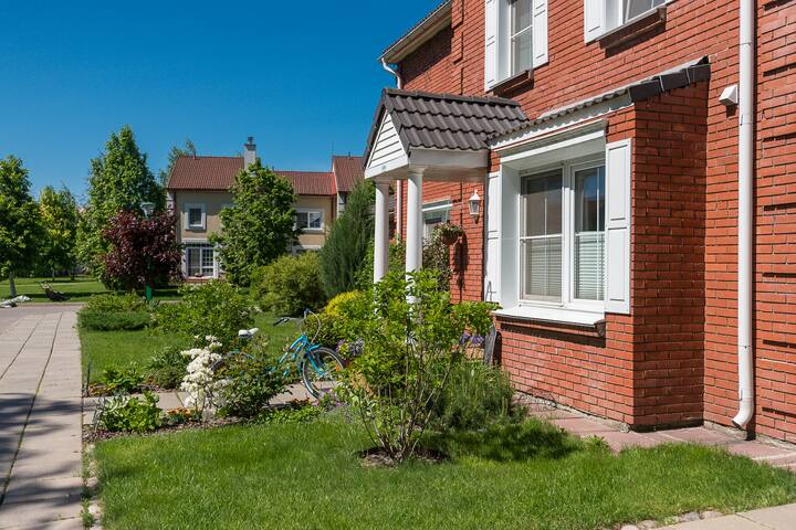 Rosinka Family Townhouse Townhouses For Rent In Rosinka Moscow Oblast Russia