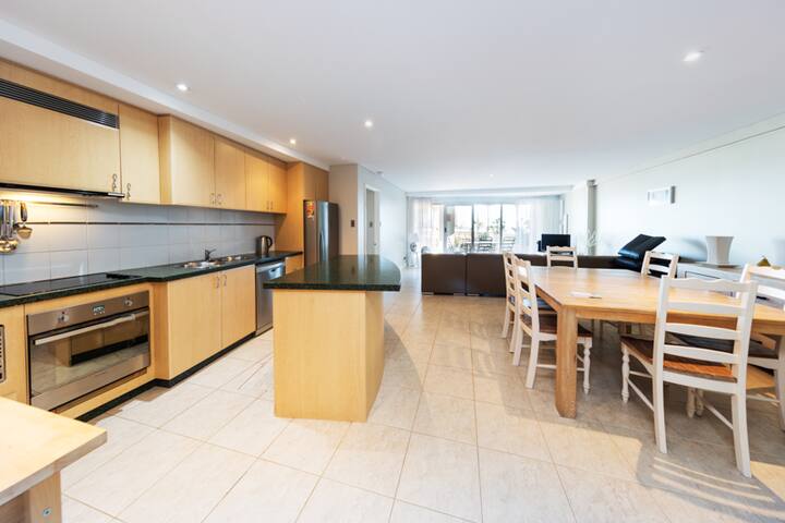 Apartment M311 – spacious and relaxed apartment! gallery image 4