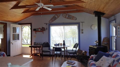 Popular Airbnb listing: Laughing Loon Cottage in Inverness